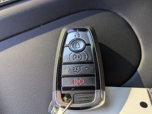 New 2025 Ford Expedition Platinum w/ Stealth Performance Package image 35