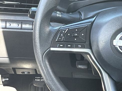 Used 2024 Nissan Altima 2.5 SV image 21