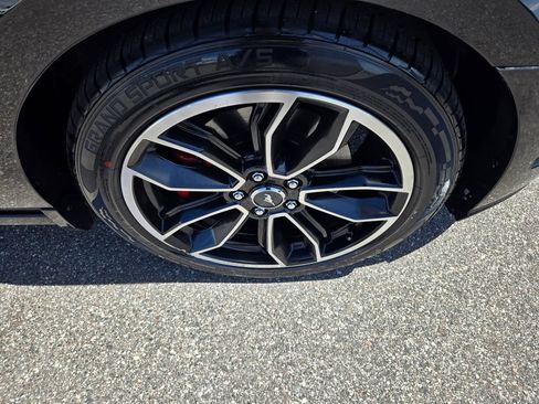 Used 2013 Ford Mustang GT Premium w/ Comfort Pkg RWD image 10