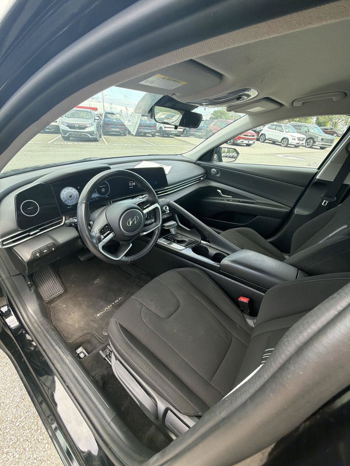 Certified 2023 Hyundai Elantra SEL w/ Convenience Package FWD image 10