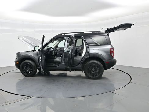 Used 2025 Ford Bronco Sport Badlands image 45