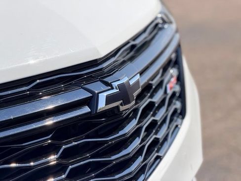 Used 2024 Chevrolet Equinox RS FWD image 30