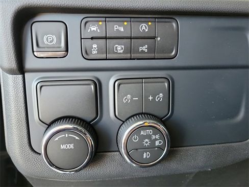 New 2026 Chevrolet Tahoe Premier image 13