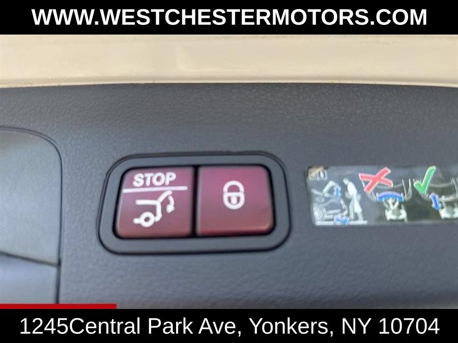 Used 2022 Mercedes-Benz GLS 450 4MATIC image 21