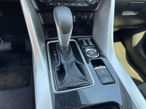 Used 2024 Mitsubishi Eclipse Cross SE image 15