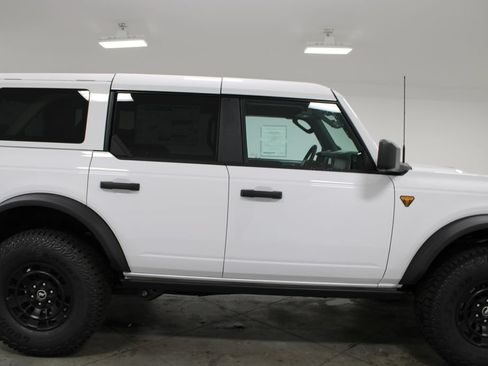 New 2026 Ford Bronco Badlands AWD/4WD image 10