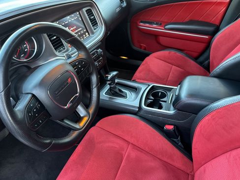 Used 2022 Dodge Charger Scat Pack w/ Dynamics Package image 9