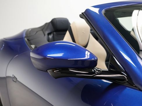 Certified 2025 Ferrari Roma Spider image 9