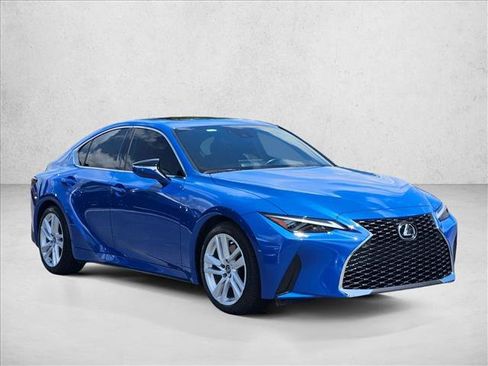 Used 2024 Lexus IS 300 w/ Comfort Package RWD image 3
