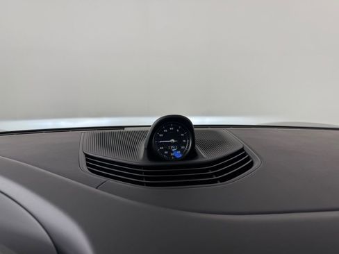 New 2026 Porsche Taycan image 24