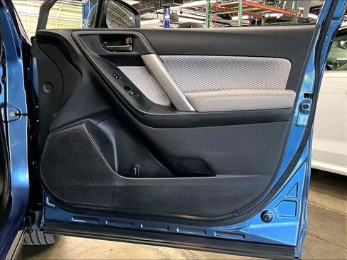 Used 2018 Subaru Forester 2.5i Premium image 26