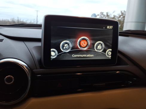 Used 2016 MAZDA MX-5 Miata Grand Touring image 13