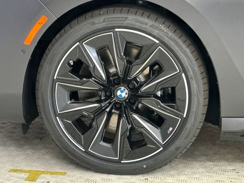 New 2026 BMW i7 eDrive50 w/ M Sport Package image 11