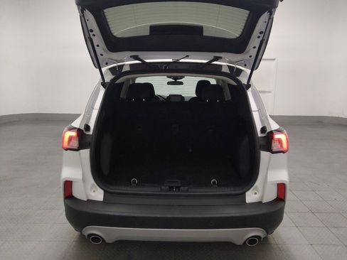 Used 2022 Ford Escape SE FWD image 29