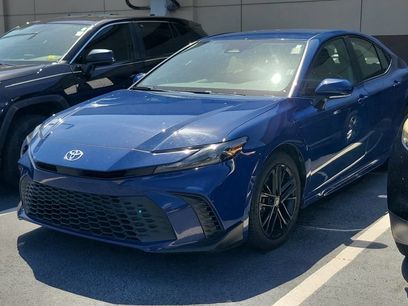 Used 2025 Toyota Camry SE
