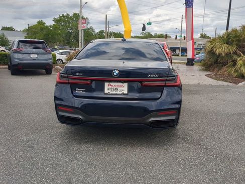 Used 2021 BMW 750i xDrive w/ Executive Package image 5