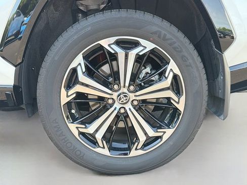 Used 2023 Toyota RAV4 XSE w/ Weather Package AWD/4WD image 30