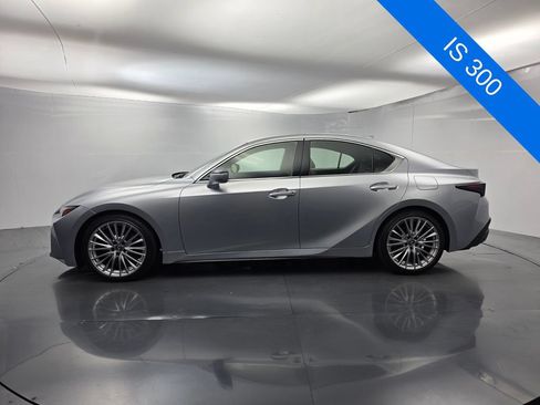 Used 2023 Lexus IS 300 w/ Premium Package RWD image 7