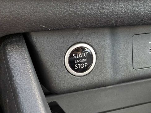 Used 2023 Nissan Rogue SV FWD image 28