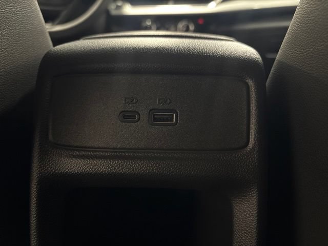 Used 2025 Chevrolet Trax LT FWD image 27