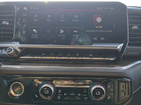 Used 2024 GMC Sierra 1500 SLE image 23