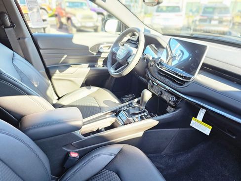 New 2026 Jeep Compass Latitude image 26