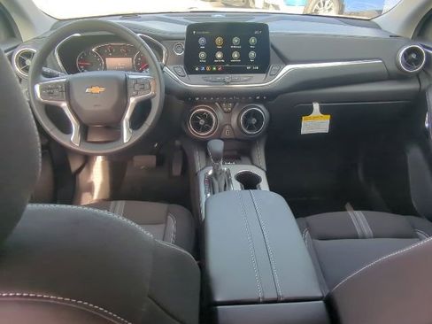 New 2026 Chevrolet Blazer LT w/ Convenience Package FWD image 5