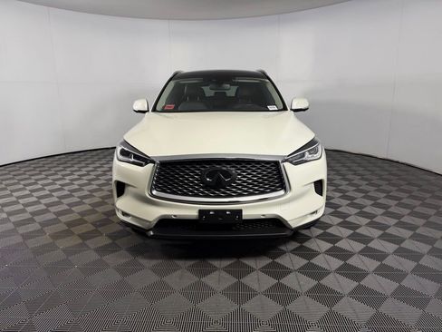 Used 2022 INFINITI QX50 Essential image 11