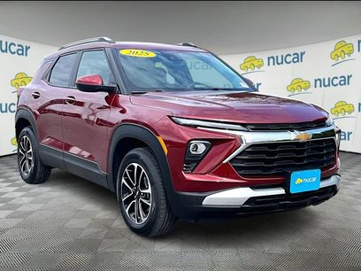 Used 2025 Chevrolet TrailBlazer LT w/ Convenience Package