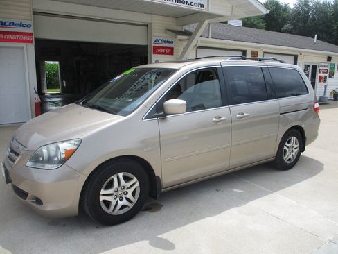 Used 2005 Honda Odyssey EX-L image 11