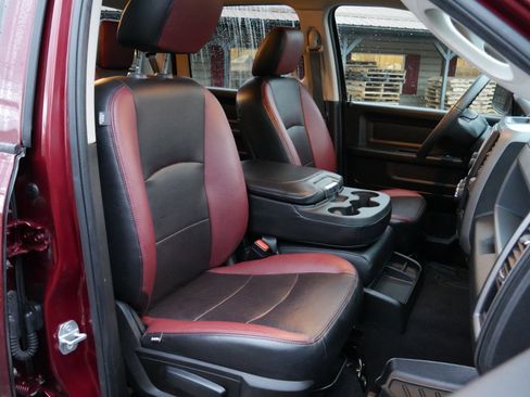 Used 2019 RAM 1500 Tradesman w/ Tradesman SXT Package image 24