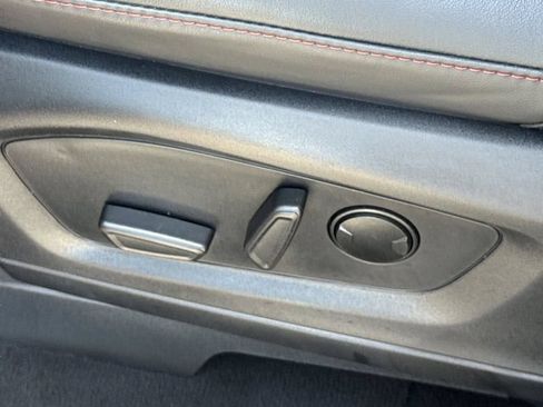 Used 2025 Ford Explorer ST AWD/4WD image 30
