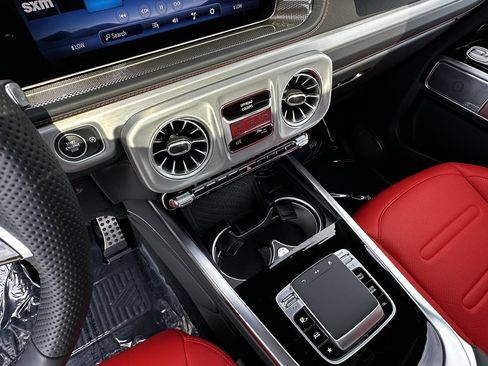 Certified 2025 Mercedes-Benz G 550 image 32
