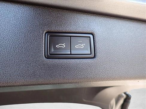 Used 2019 Volkswagen Tiguan S AWD/4WD image 7