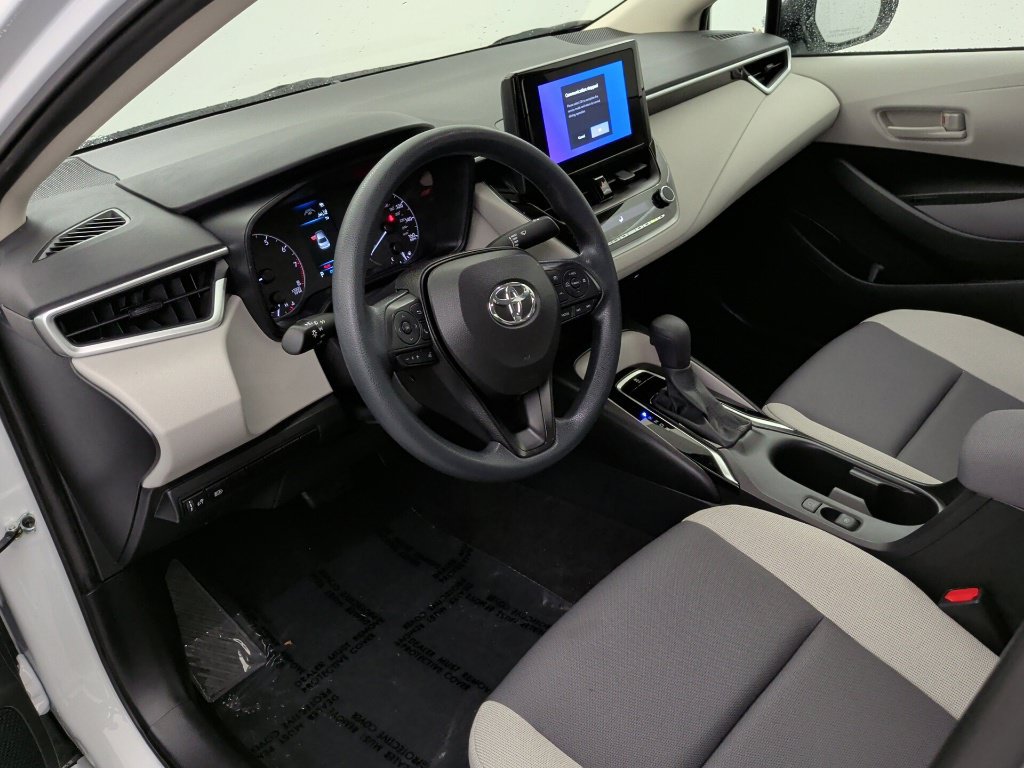 Used 2024 Toyota Corolla LE FWD image 25
