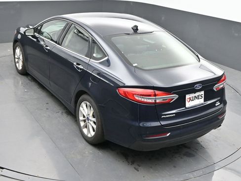 Used 2020 Ford Fusion SE FWD image 40