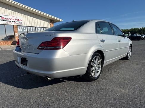 Used 2010 Toyota Avalon Limited FWD image 6