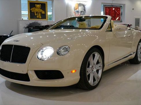Used 2013 Bentley Continental GT image 3