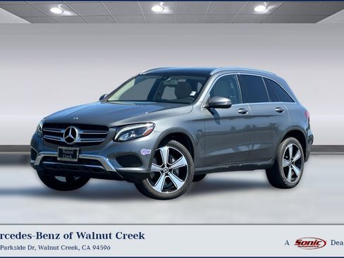 Used 2019 Mercedes-Benz GLC 350e 4MATIC image 1