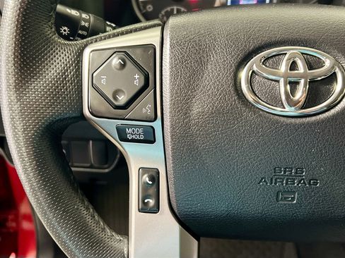 Used 2022 Toyota Tacoma SR5 image 18