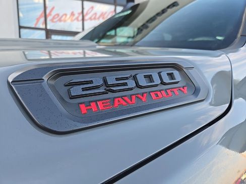 New 2026 RAM 2500 Big Horn AWD/4WD image 18