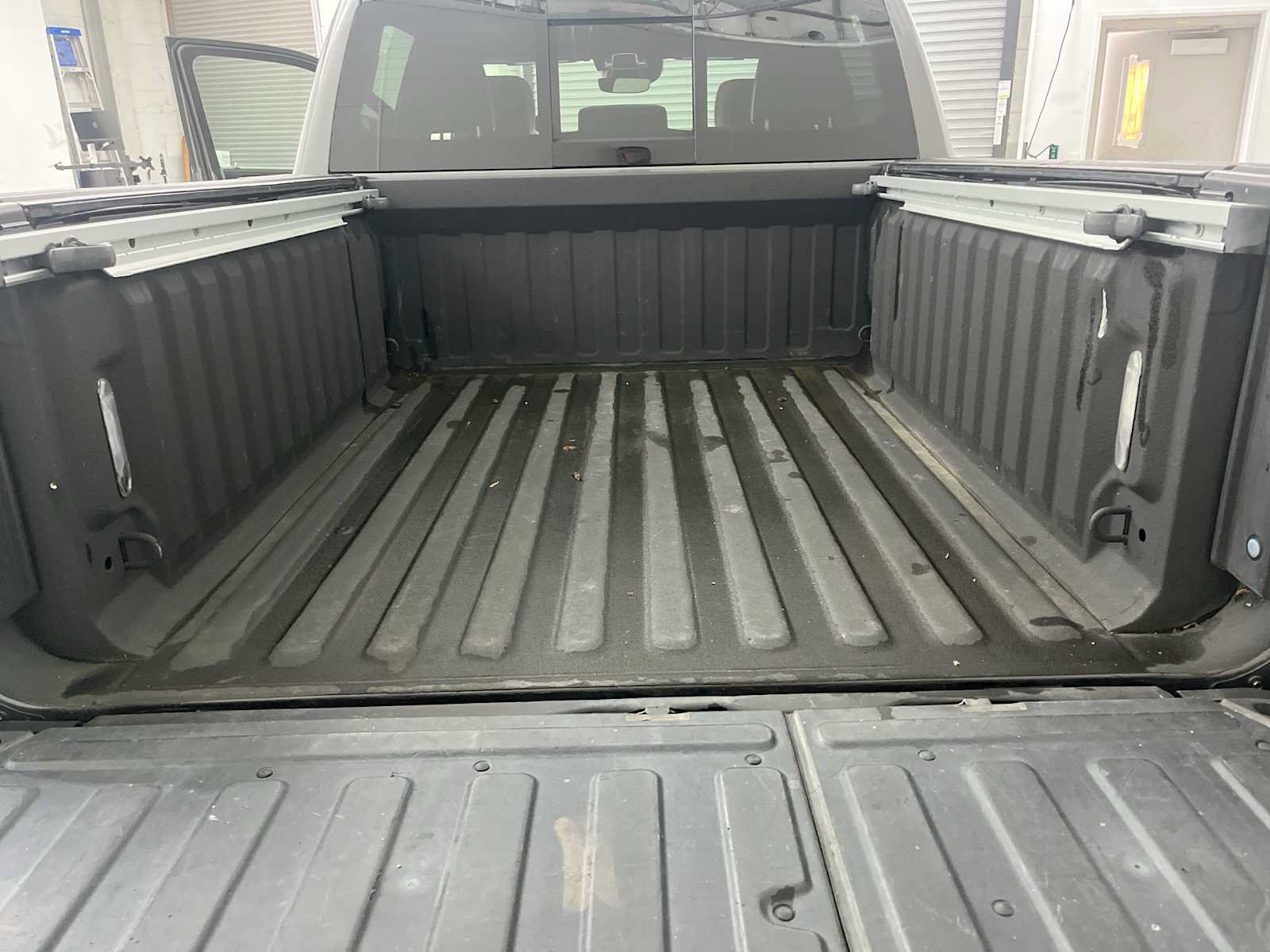 Used 2021 RAM 1500 Laramie AWD/4WD image 19