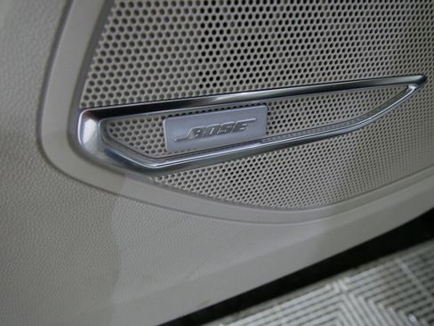 Used 2023 Buick Envision Avenir image 19