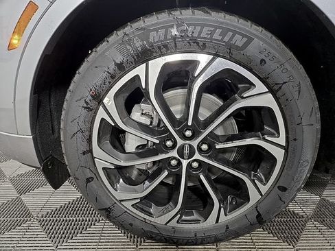 Used 2026 Lincoln Nautilus Reserve AWD/4WD image 8