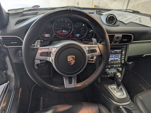 Used 2012 Porsche 911 Carrera 4 GTS image 6
