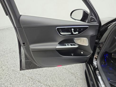 Used 2024 Mercedes-Benz C 300 Sedan image 15