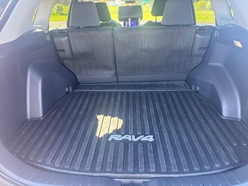 Used 2024 Toyota RAV4 LE AWD/4WD image 26