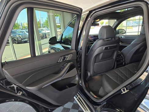 Used 2026 BMW X5 xDrive40i AWD/4WD image 36