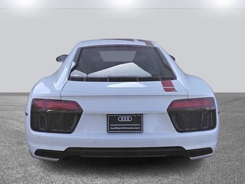 Used 2018 Audi R8 V10 w/ Premium Package image 5