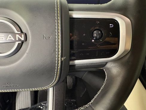 Used 2025 Nissan Armada Platinum Reserve AWD/4WD image 26